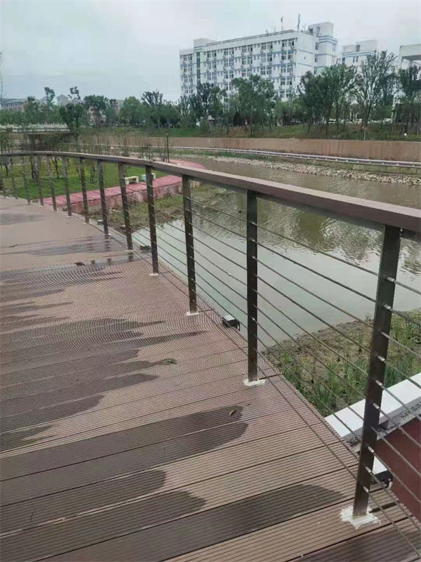 不锈钢河道护栏非标定制